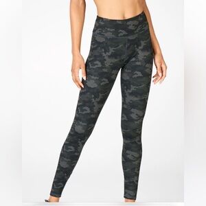 FABLETICS Define Powerhold Midrise leggings size XS/S grey black camo